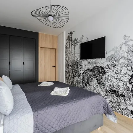 아파트 Klimatyzowany Very Berry Z Parkingiem W Poznaniu By Renters