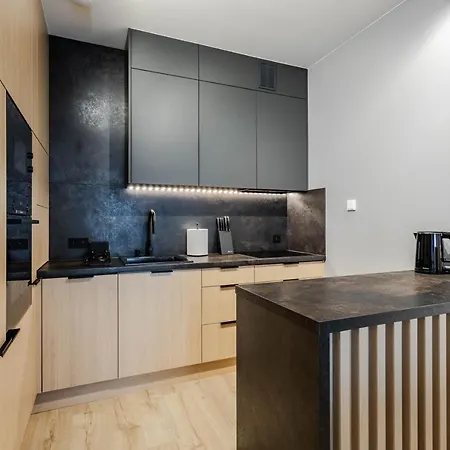 Klimatyzowany Very Berry Z Parkingiem W Poznaniu By Renters Poznań